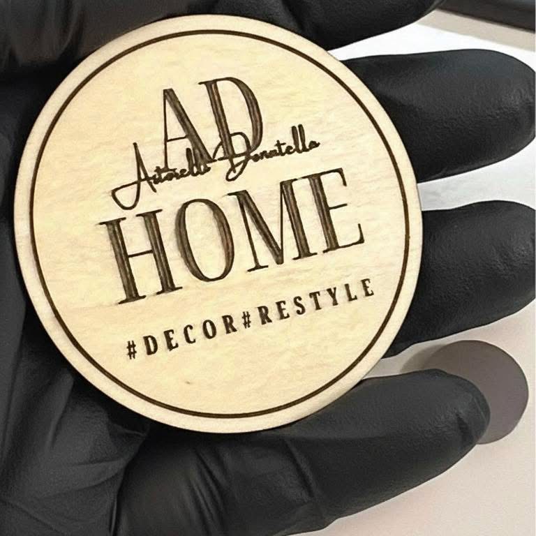 Anteprima di Calamita con logo aziendale